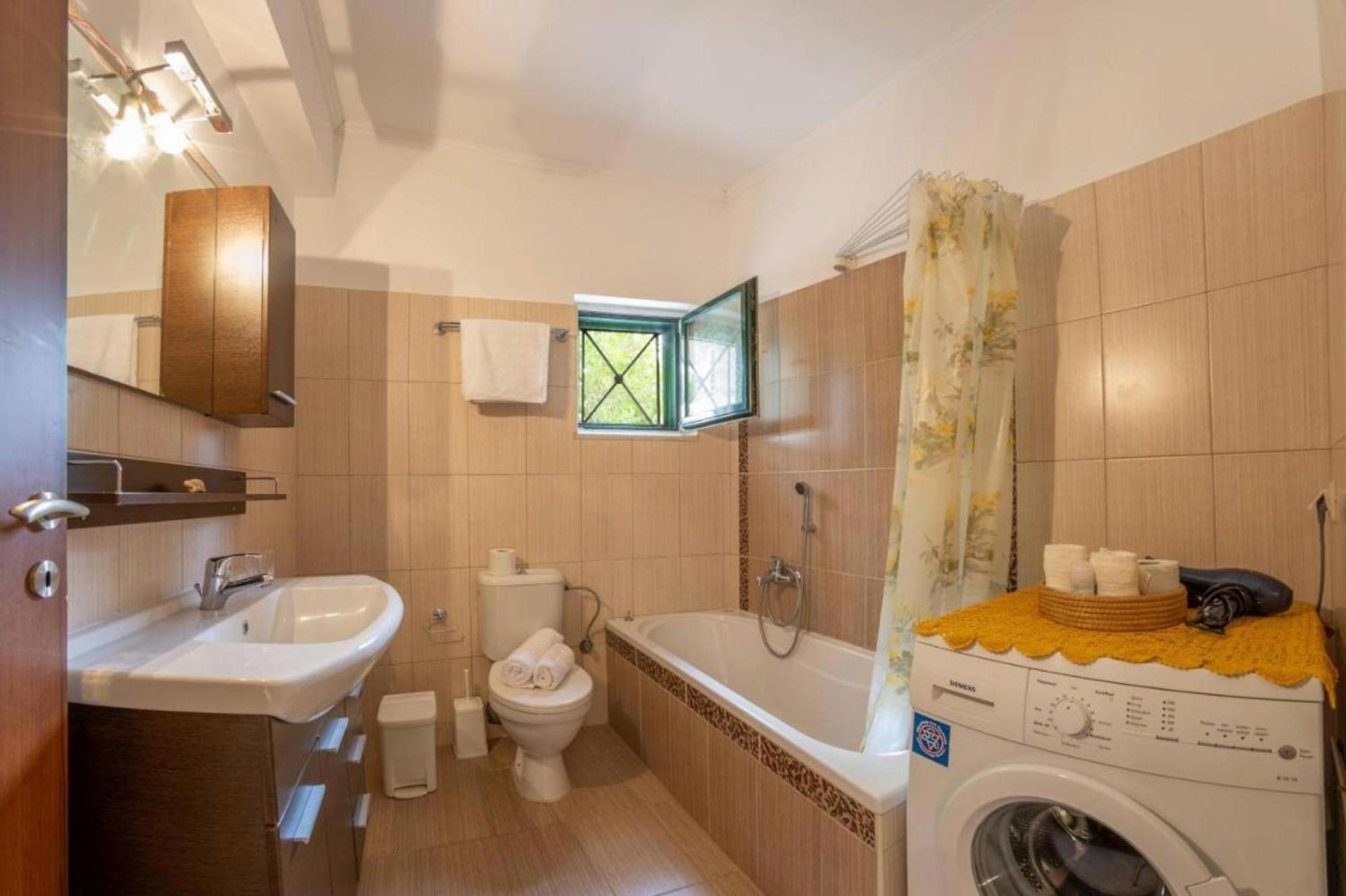 Nikis Country House - Lefkada Bnb Private Parking Lygia  Exterior photo